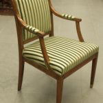 819 2002 ARMCHAIR